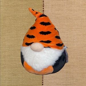 Tenson (RARE) Halloween Edition Squishmallow